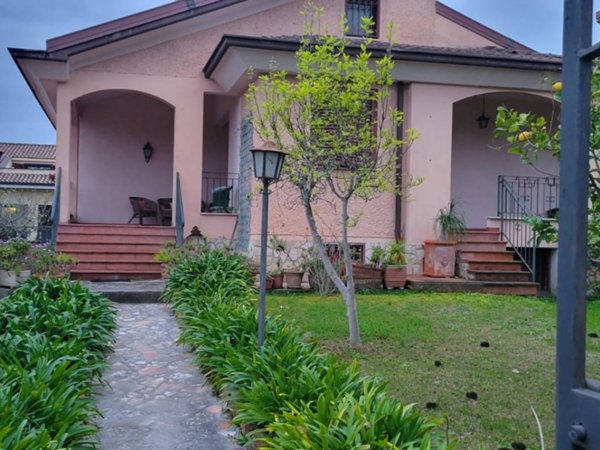casa indipendente in vendita a Roma in zona Aurelio