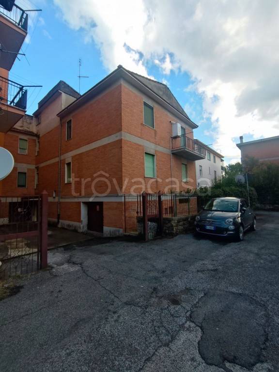 appartamento in vendita a Roma in zona Labaro
