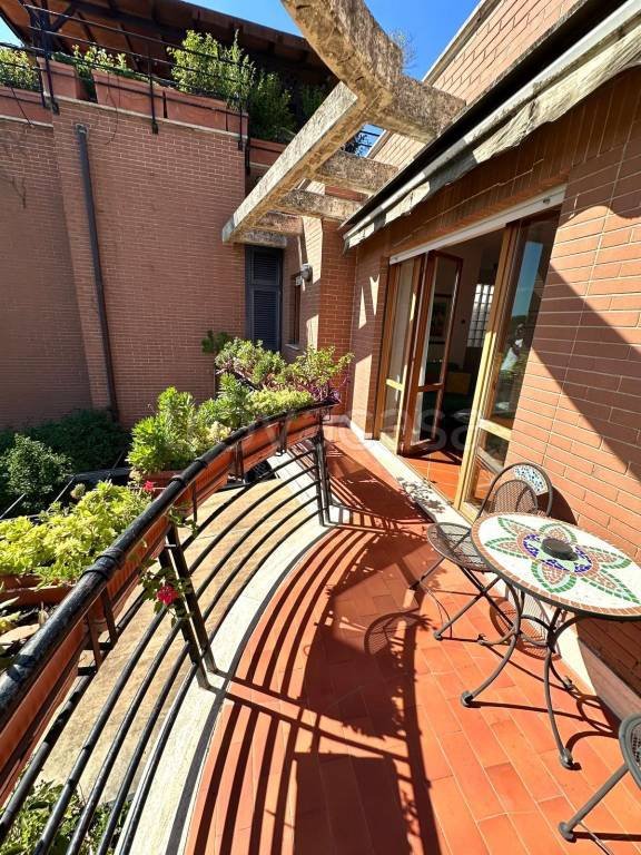 appartamento in vendita a Roma in zona Prima Porta