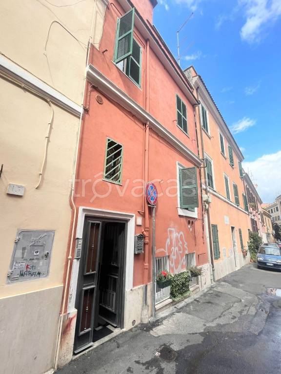 appartamento in vendita a Roma in zona Prenestino-Labicano