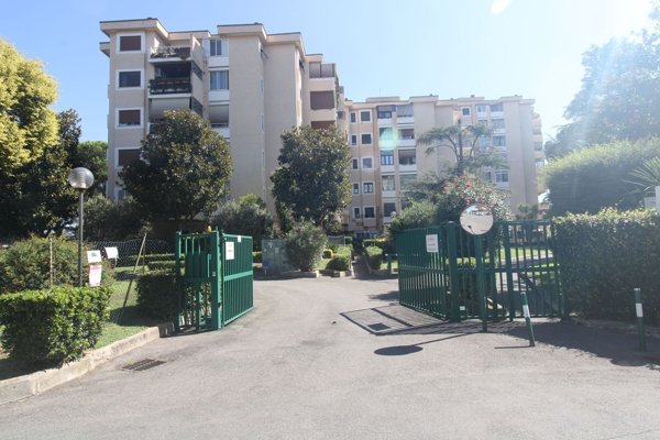 appartamento in vendita a Roma in zona Torre Gaia