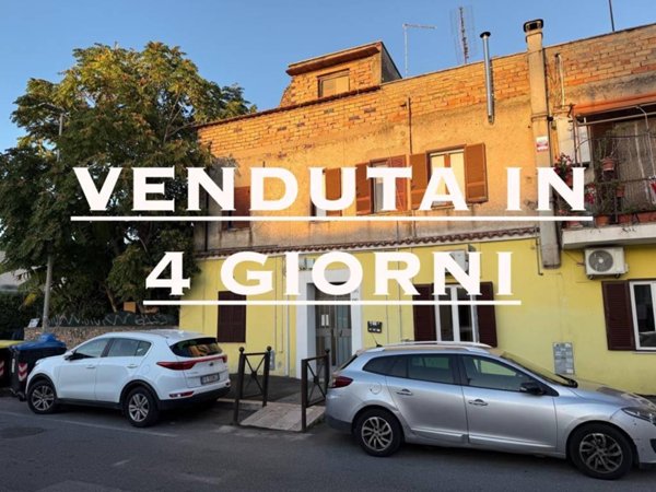 appartamento in vendita a Roma in zona Tuscolano