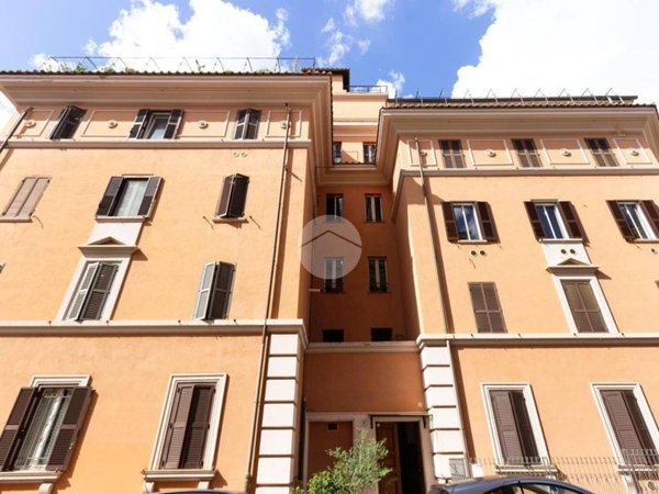 appartamento in vendita a Roma in zona San Saba - Ripa