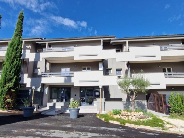 appartamento in vendita a Roma in zona Massimina/Casal Lumbroso