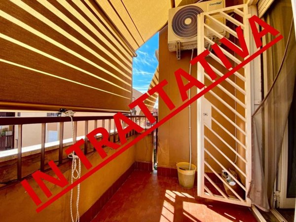 appartamento in vendita a Roma in zona Ardeatino
