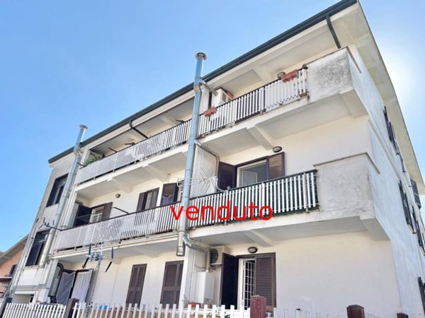 appartamento in vendita a Roma in zona Borghesiana