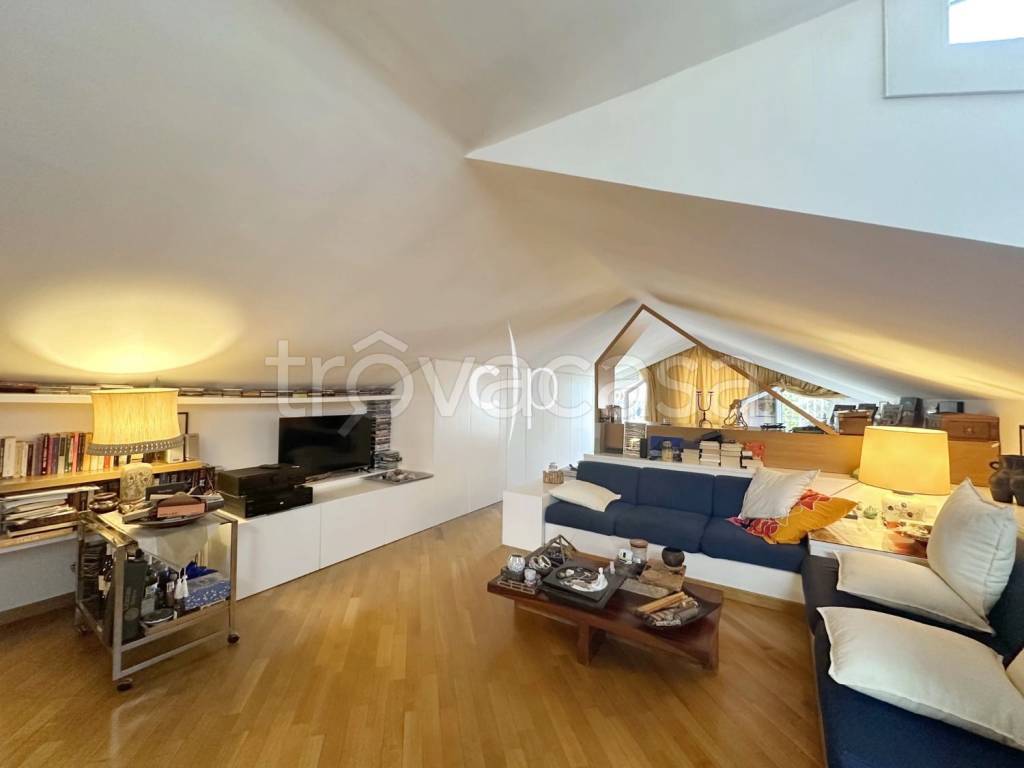 appartamento in vendita a Roma in zona Gianicolense