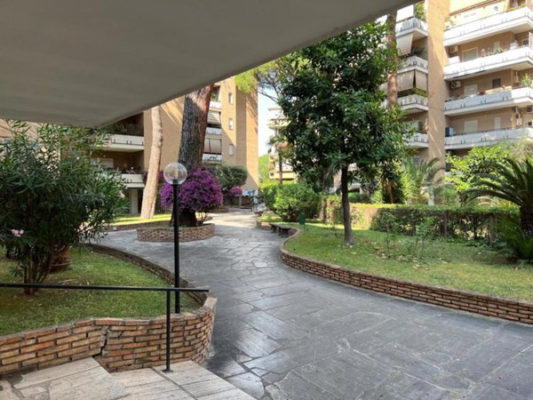 appartamento in vendita a Roma in zona Monte Sacro/Talenti