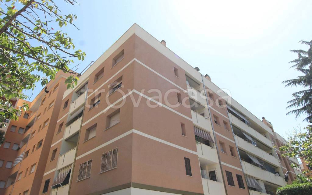 appartamento in vendita a Roma in zona Ponte Mammolo