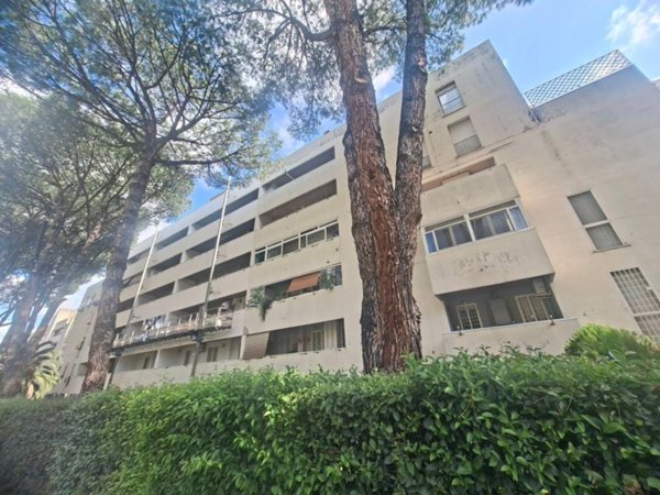 appartamento in vendita a Roma in zona Torre Gaia