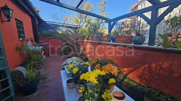 appartamento in vendita a Roma in zona Giuliano Dalmata