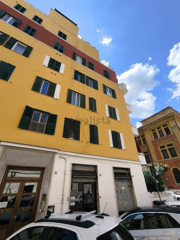 locale commerciale in vendita a Roma in zona Testaccio