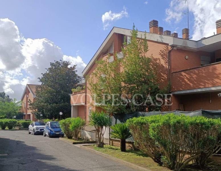 appartamento in vendita a Roma in zona Prima Porta