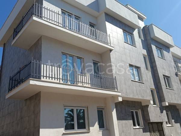 appartamento in vendita a Roma in zona Torre Angela