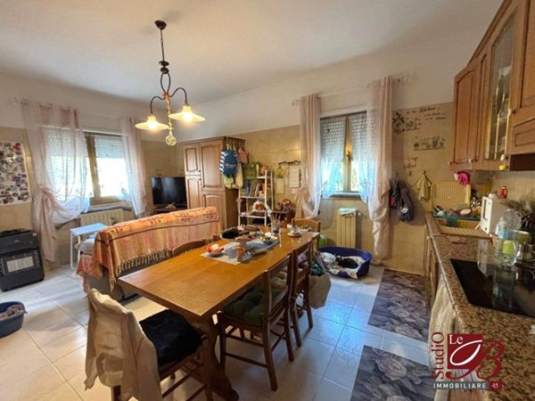 appartamento in vendita a Roma in zona Castelverde