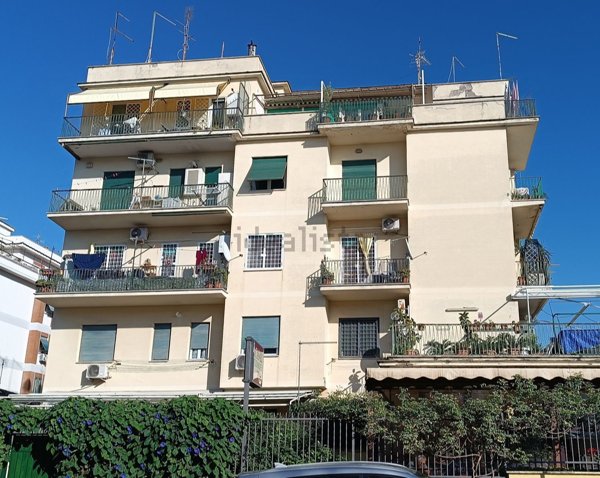 appartamento in vendita a Roma