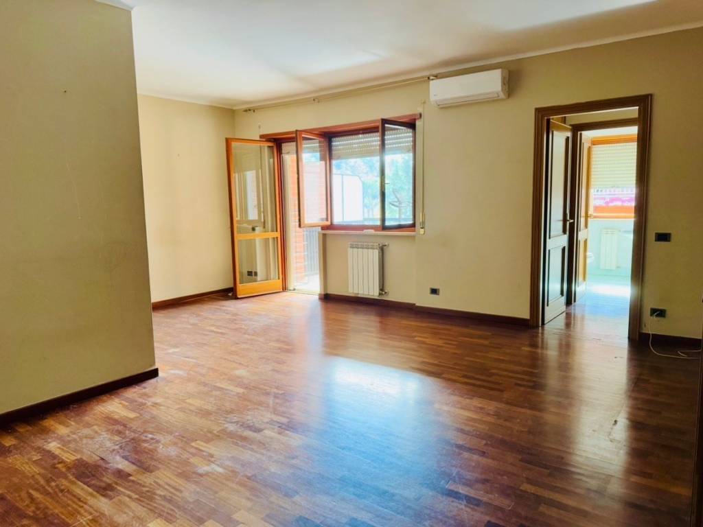 appartamento in vendita a Roma in zona Grottarossa