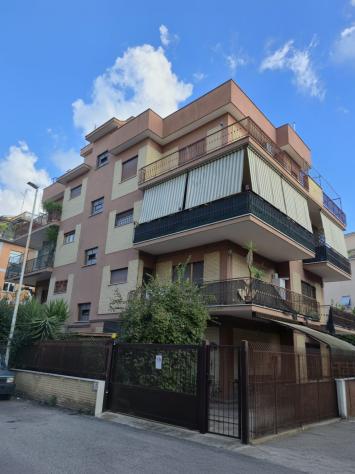 appartamento in vendita a Roma in zona Torre Maura