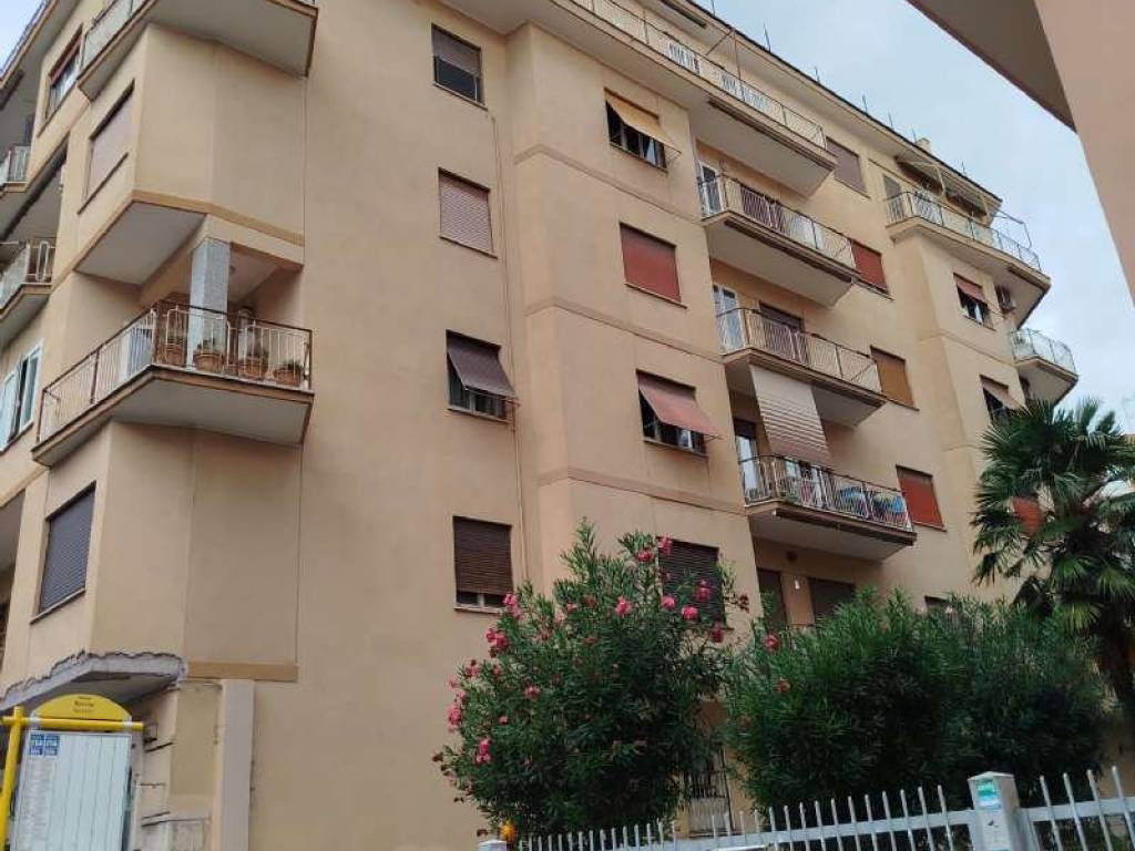appartamento in vendita a Roma in zona Aurelio