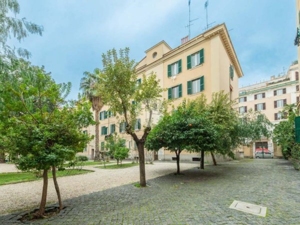 appartamento in vendita a Roma in zona Centro Storico