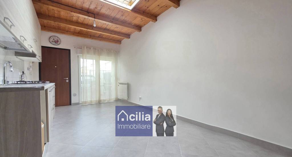 appartamento in vendita a Roma in zona Ostiense