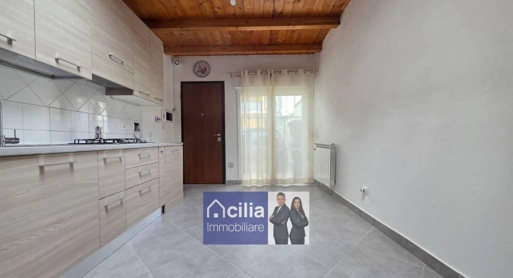 appartamento in vendita a Roma in zona Ostiense