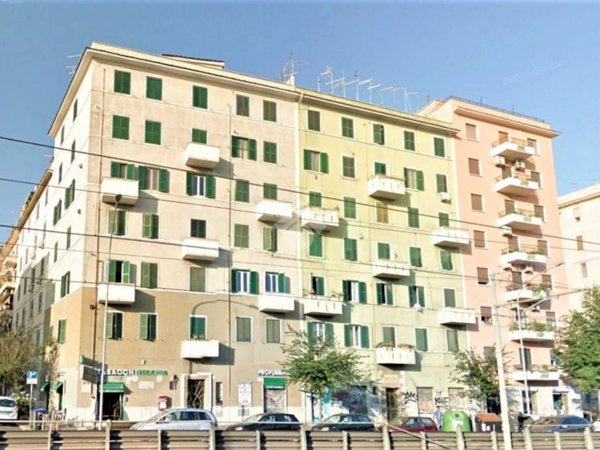 appartamento in vendita a Roma in zona Prenestino-Centocelle