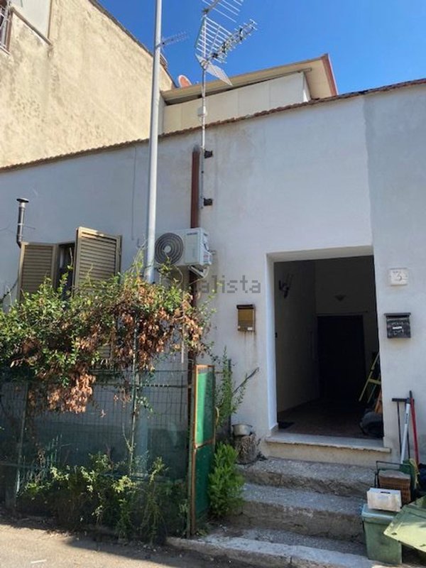appartamento in vendita a Roma in zona Settecamini