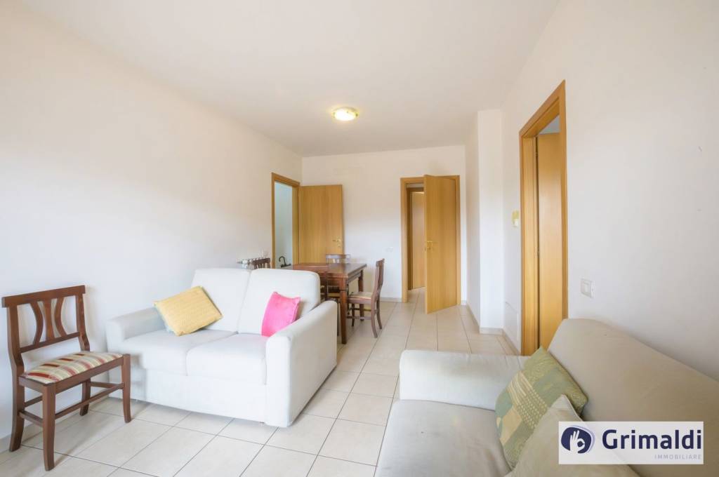 appartamento in vendita a Roma in zona Ardeatino