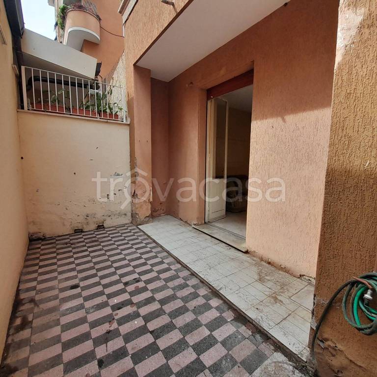 appartamento in vendita a Roma in zona Tuscolano