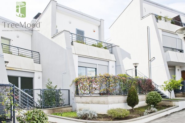 appartamento in vendita a Roma in zona Portuense