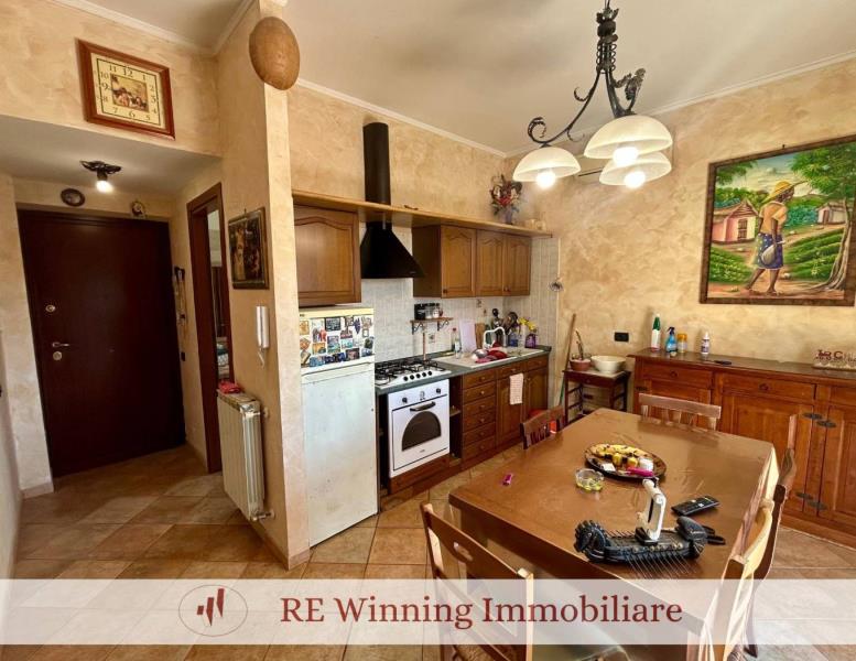 appartamento in vendita a Roma in zona Torre Angela