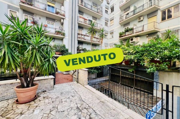 appartamento in vendita a Roma in zona Appio Latino