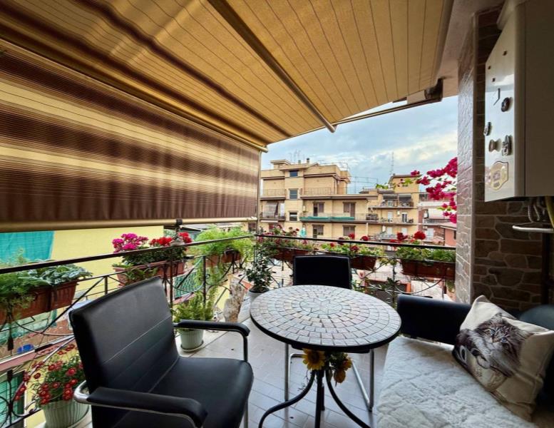 appartamento in vendita a Roma in zona Borghesiana