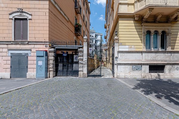 appartamento in vendita a Roma in zona Rione Prati