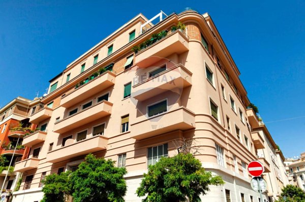 appartamento in vendita a Roma in zona Nomentano
