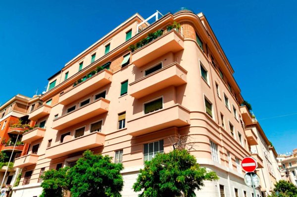 appartamento in vendita a Roma in zona Nomentano