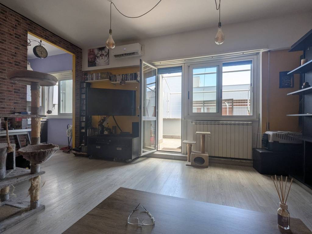 appartamento in vendita a Roma in zona Ostia