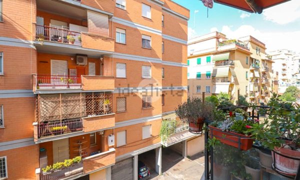 appartamento in vendita a Roma in zona Gianicolense