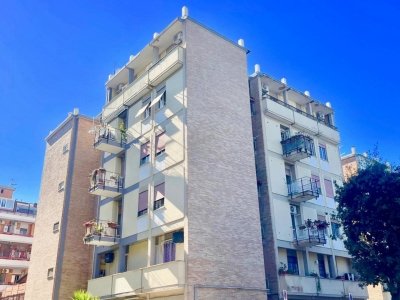 appartamento in vendita a Roma in zona Ostia