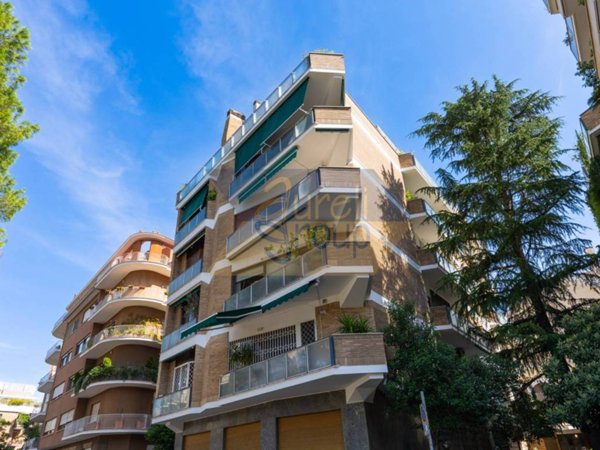 appartamento in vendita a Roma in zona Parioli