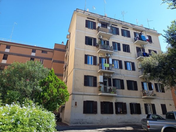 appartamento in vendita a Roma in zona Monte Sacro/Talenti