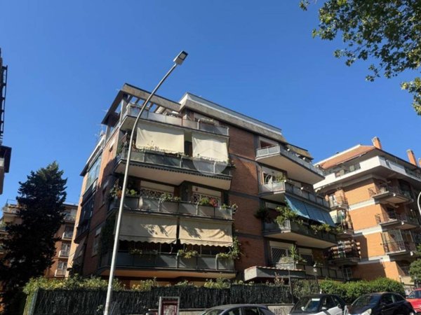 appartamento in vendita a Roma in zona Monte Sacro/Talenti
