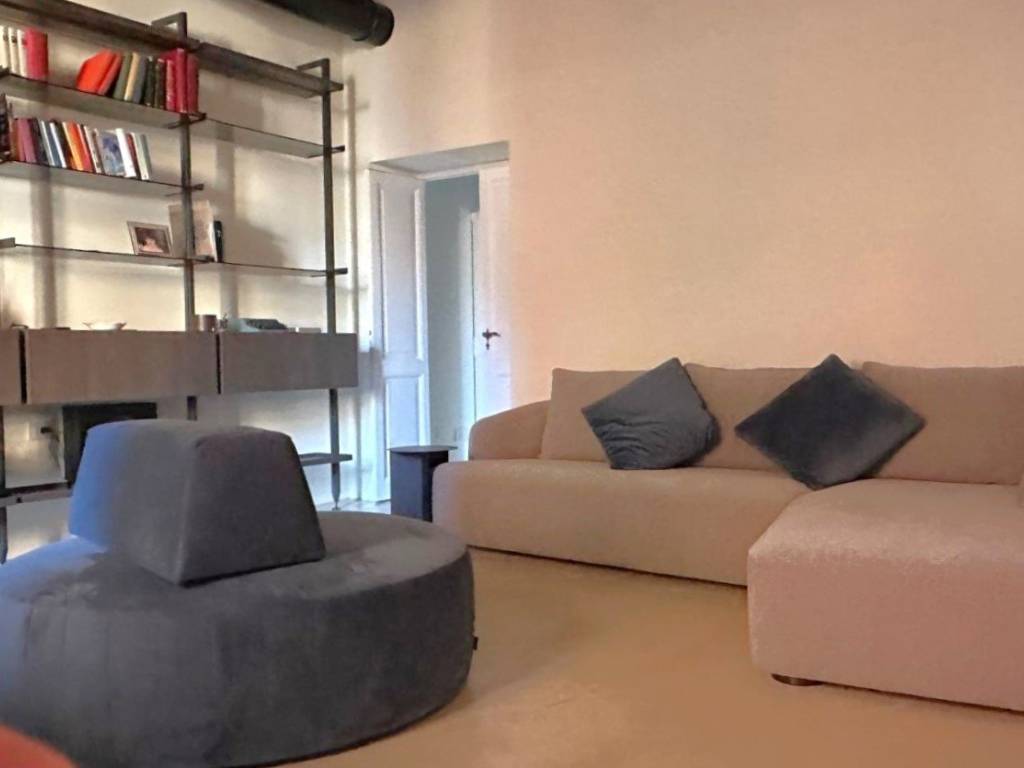 appartamento in vendita a Roma in zona Trastevere