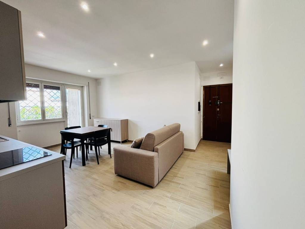 appartamento in vendita a Roma in zona Portuense