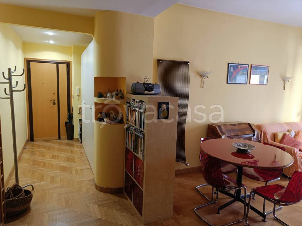 appartamento in vendita a Roma in zona Portuense
