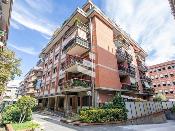 appartamento in vendita a Roma in zona Ostia