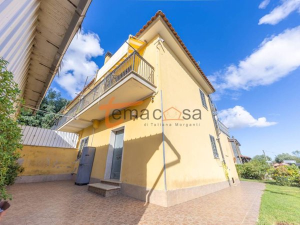 casa indipendente in vendita a Roma in zona Borghesiana