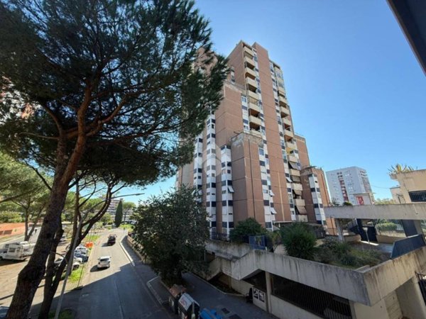 appartamento in vendita a Roma in zona Torrino