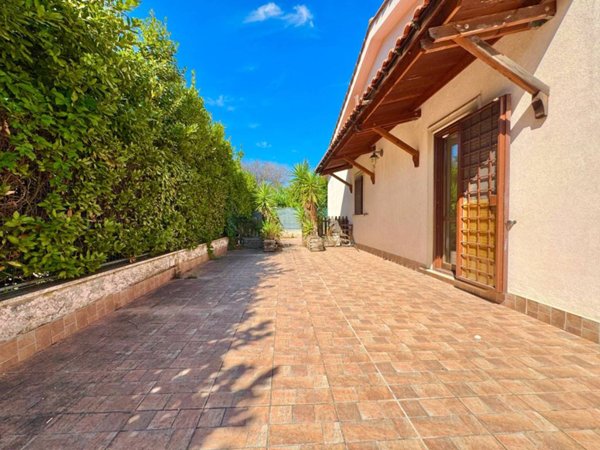 casa indipendente in vendita a Roma in zona Monte Migliore